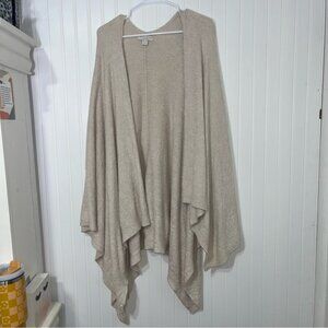 Barefoot Dreams CozyChic Lite cream color one size wrap shaw